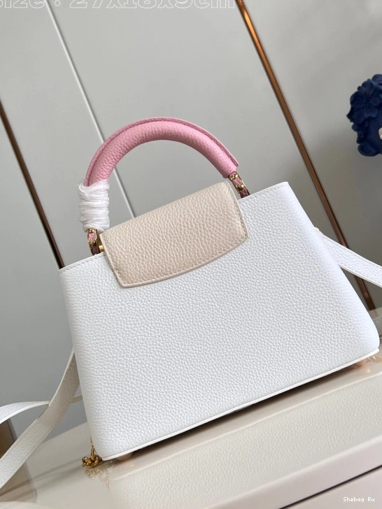 VUITTON LOUIS CAPUCINES BB-27*18*9CM 0822